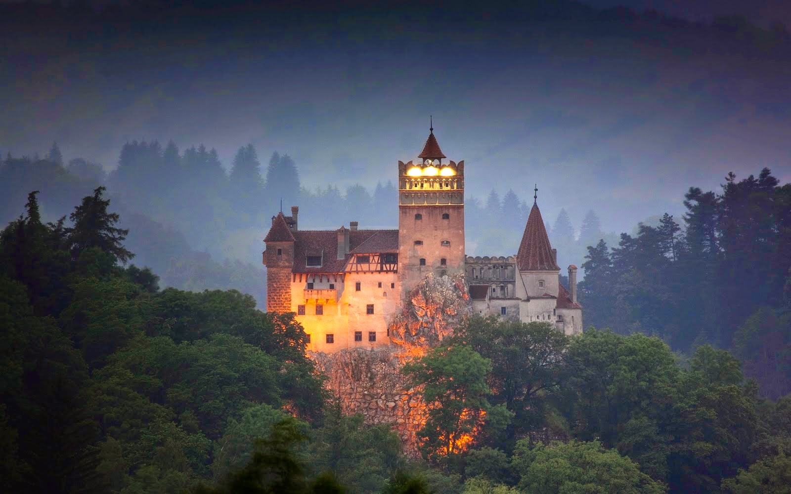 The-Eerie-Bran-Castle-In-Transylvania