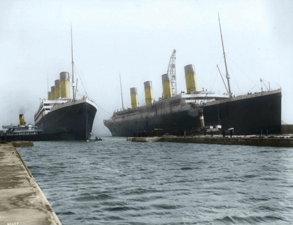 The-Titanic-was-built-alongside-her-sister-ship-the-Olympic.