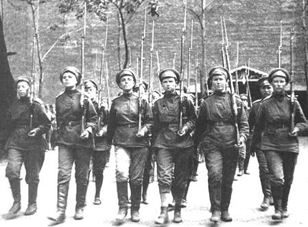 Зачем во время войны создавались женские подразделения