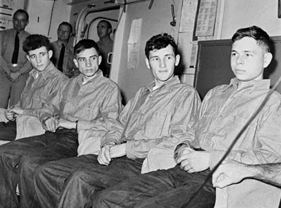 49 дней в океане: как выжил экипаж советской баржи Т-36