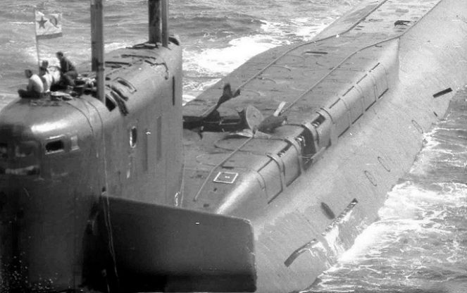 Тайна гибели АПЛ К-219: что произошло с советской подлодкой