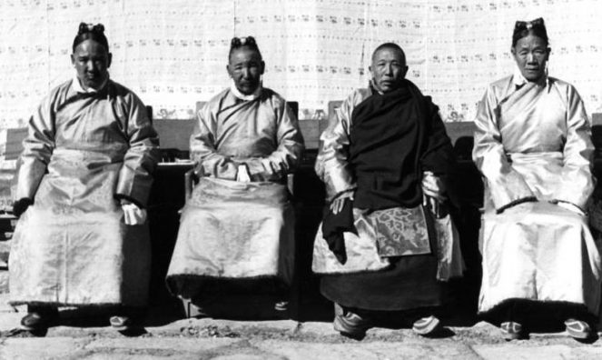 Почему тибетские монахи помогали бальзамировать тело Ленина