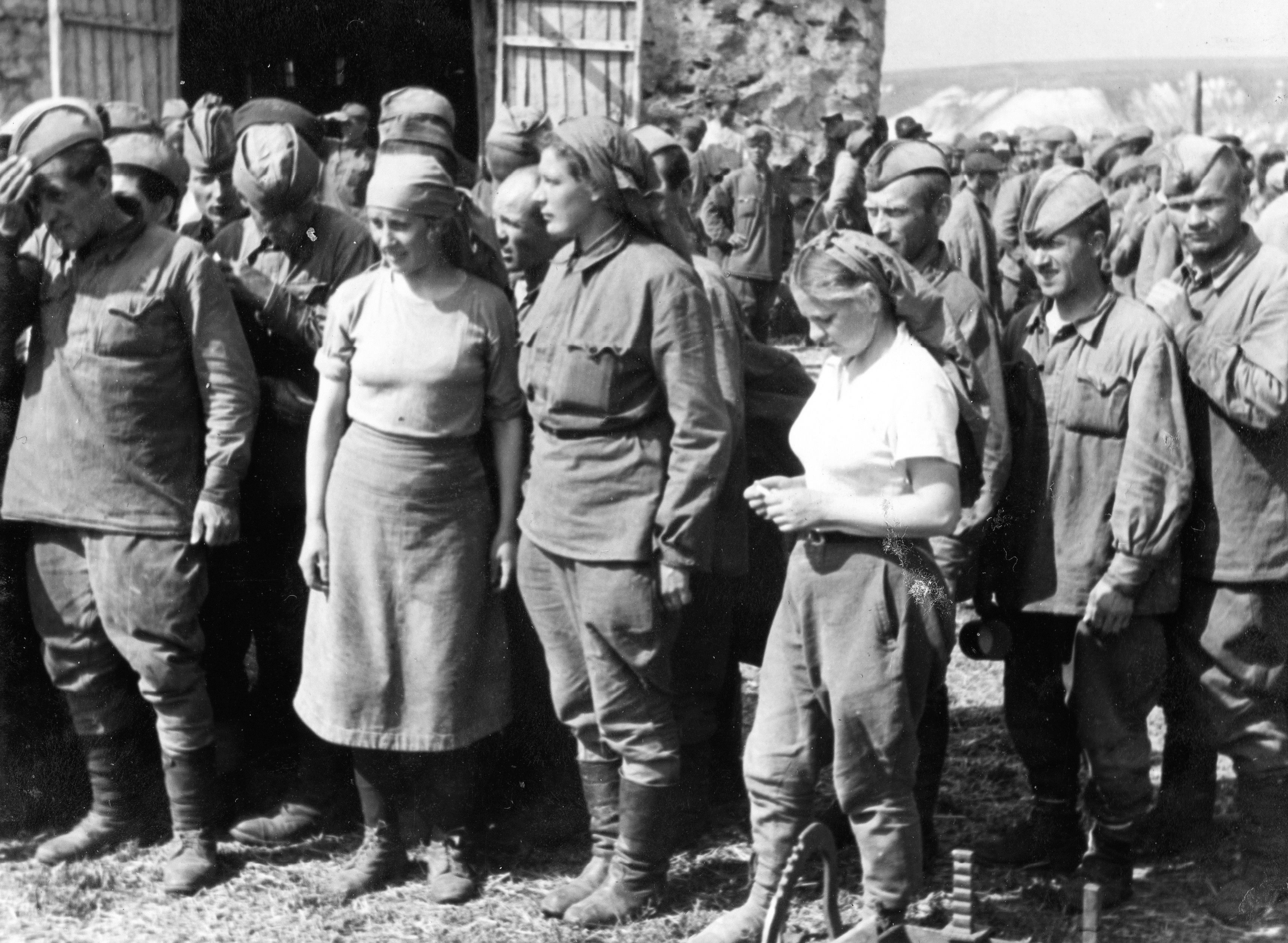 Немецкие Женщины Военнопленные Фото