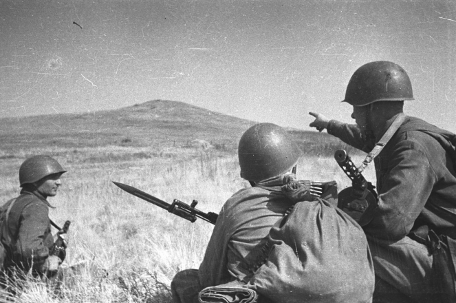 «На безымянной высоте»: о каком подвиге советских солдат эта песня на самом деле