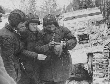 «Три танкиста»: каким в жизни был экипаж «машины боевой» из знаменитой песни