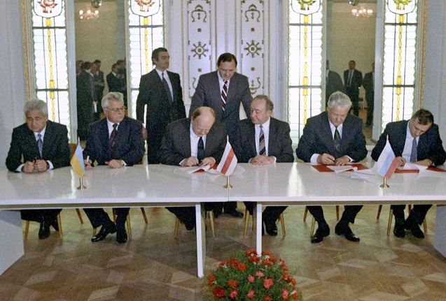Беловежская встреча: почему Горбачев не предотвратил развал СССР