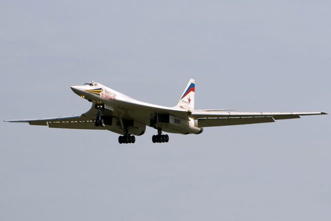 Ту-160: почему США так боятся российского ракетоносца