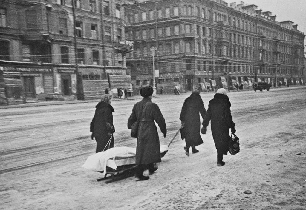Какие негласные правила появились у жителей Ленинграда