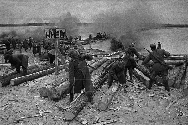 Форсирование Днепра: самые страшные потери Красной Армии в 1943 году -  Русская семерка