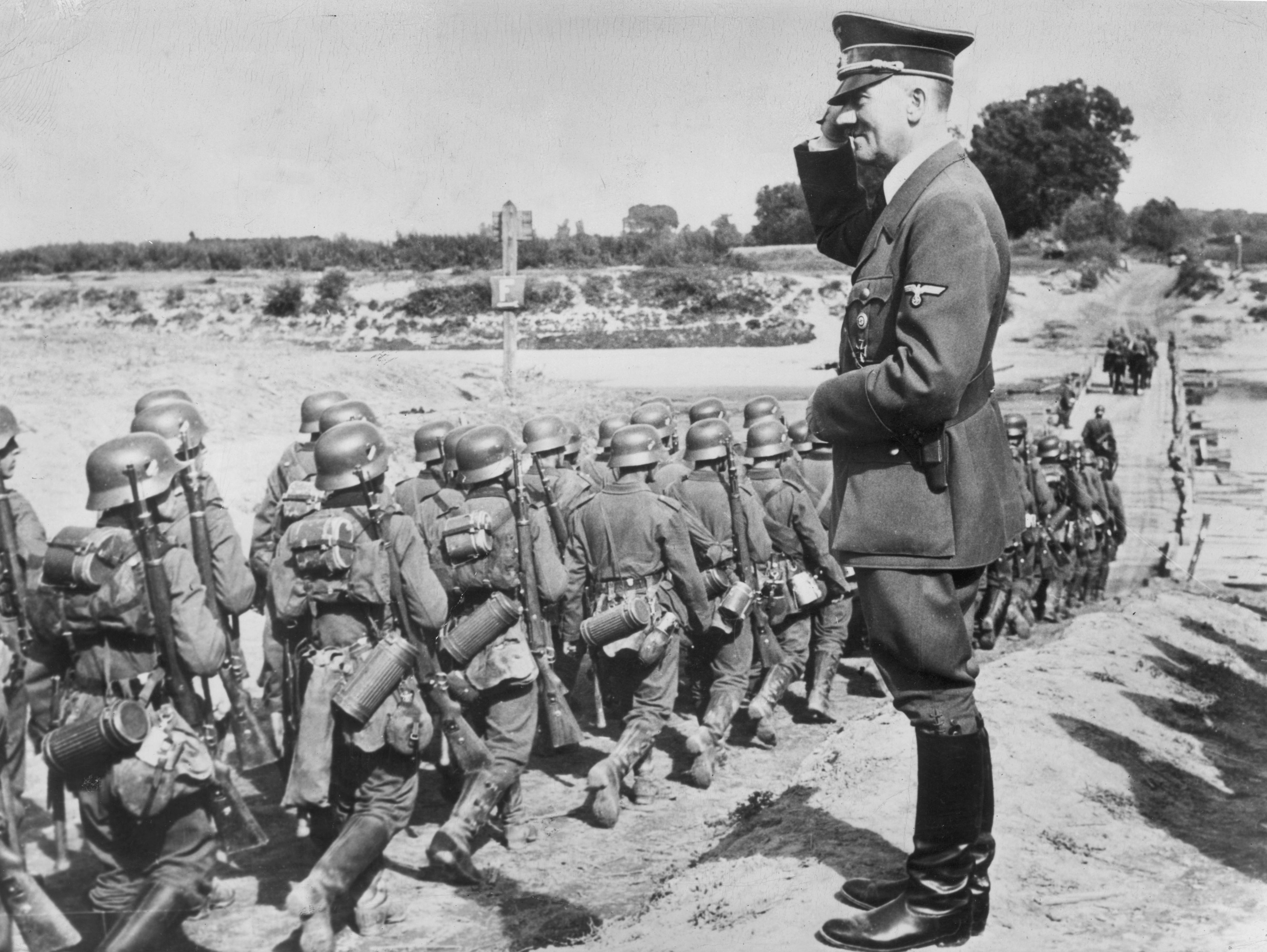 В каком году немцы вошли. Немцы в Польше 1939. Германские войска в Польше 1939. Немецкие солдаты Польша 1939.
