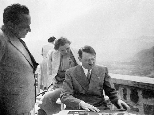 Генрих Гофман: как агент НКВД стал «свахой» Гитлера и Евы Браун