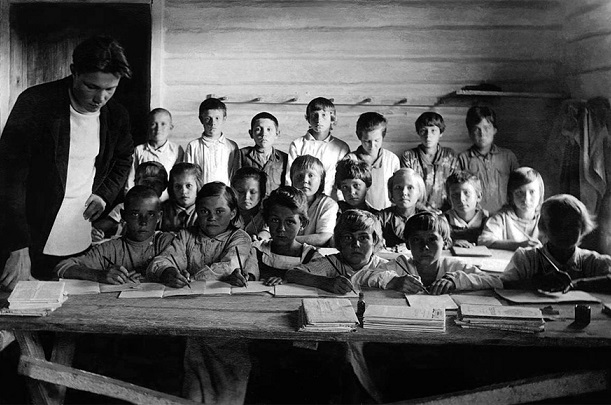Почему советским школьникам разрешали писать только перьевыми ручками