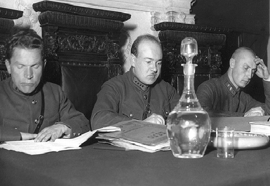 Сталинские «тройки»: почему они так часто выносили оправдательный приговор