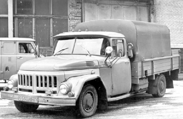 ЗИЛ «Чебурашка»: какой уникальный грузовик создали в СССР для правительственного кортежа