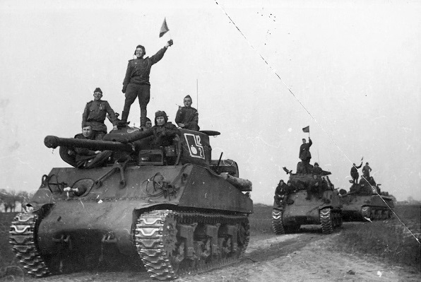 Какие битвы Красная Армия выиграла на английских и американских танках